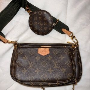 Authentic Louis Vuitton Multi Pochette Crossbody